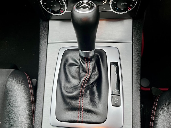 Used Mercedes-Benz C Class 2012 for sale - 75614383: Photo 52