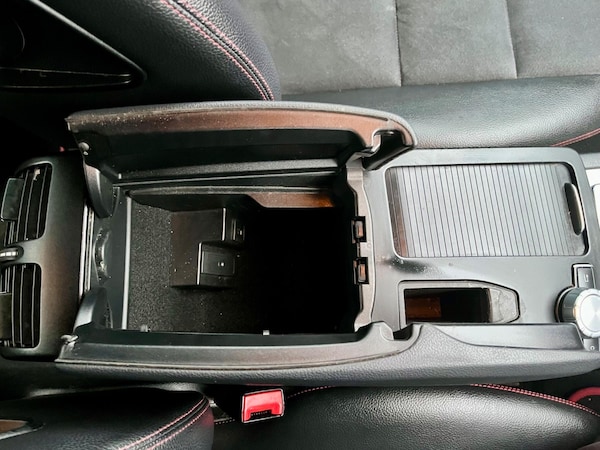 Used Mercedes-Benz C Class 2012 for sale - 75614383: Photo 57