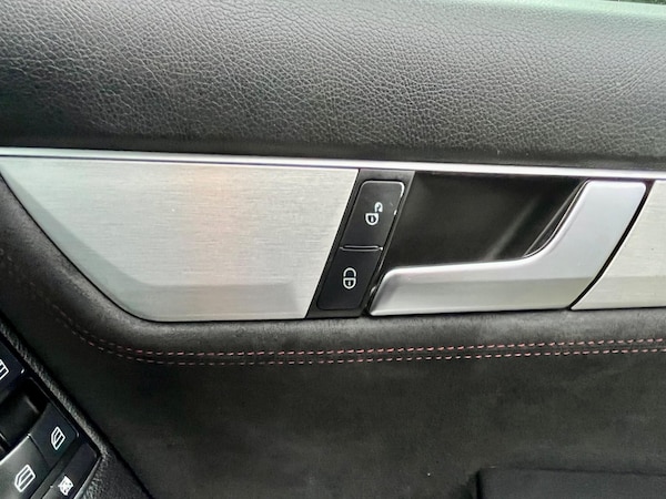 Used Mercedes-Benz C Class 2012 for sale - 75614383: Photo 63