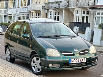 Used Nissan Almera Tino 2005 for sale - 76472567: Photo