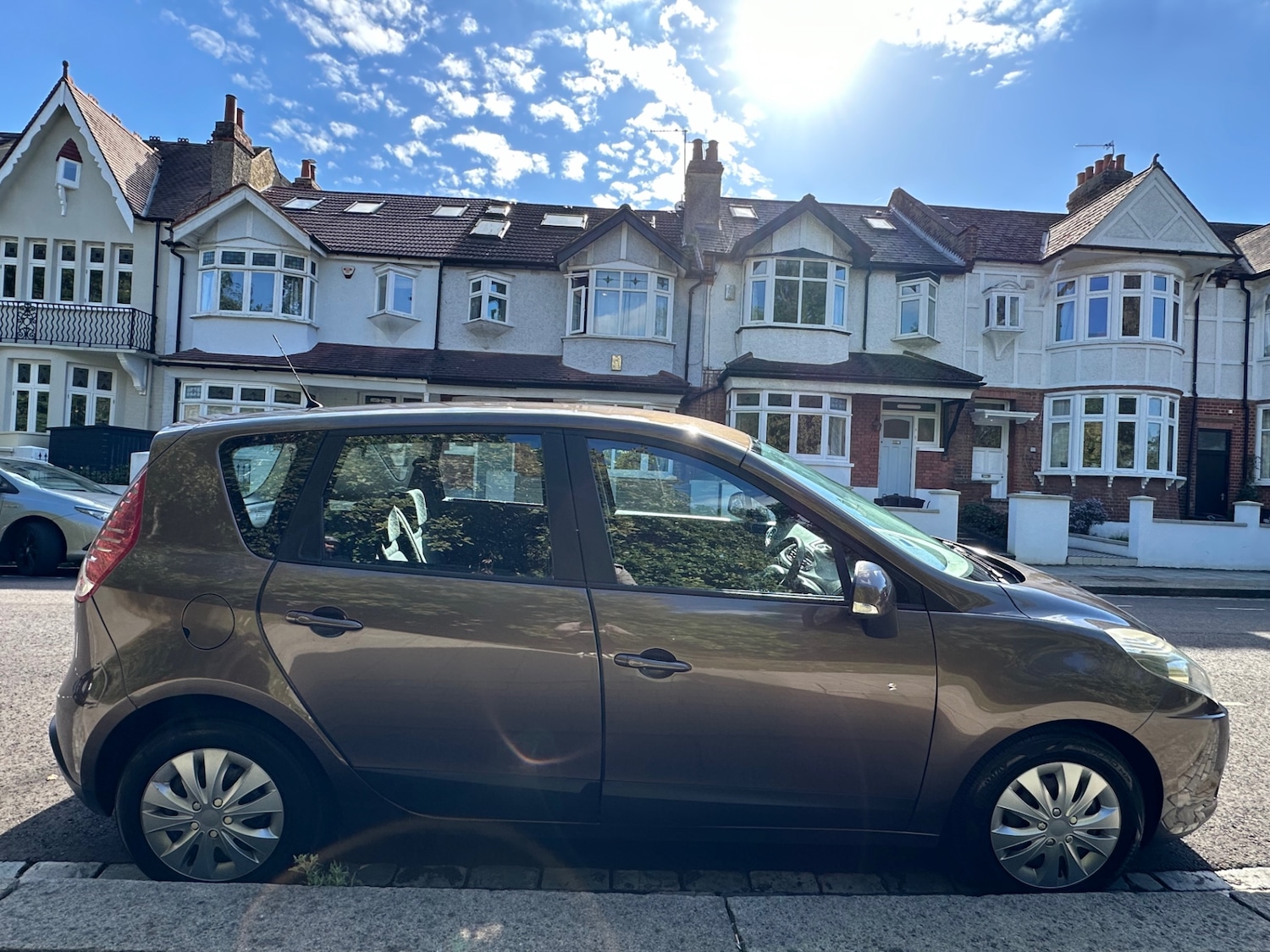 Used Renault Scenic 2009 for sale - 77087389: Photo 10