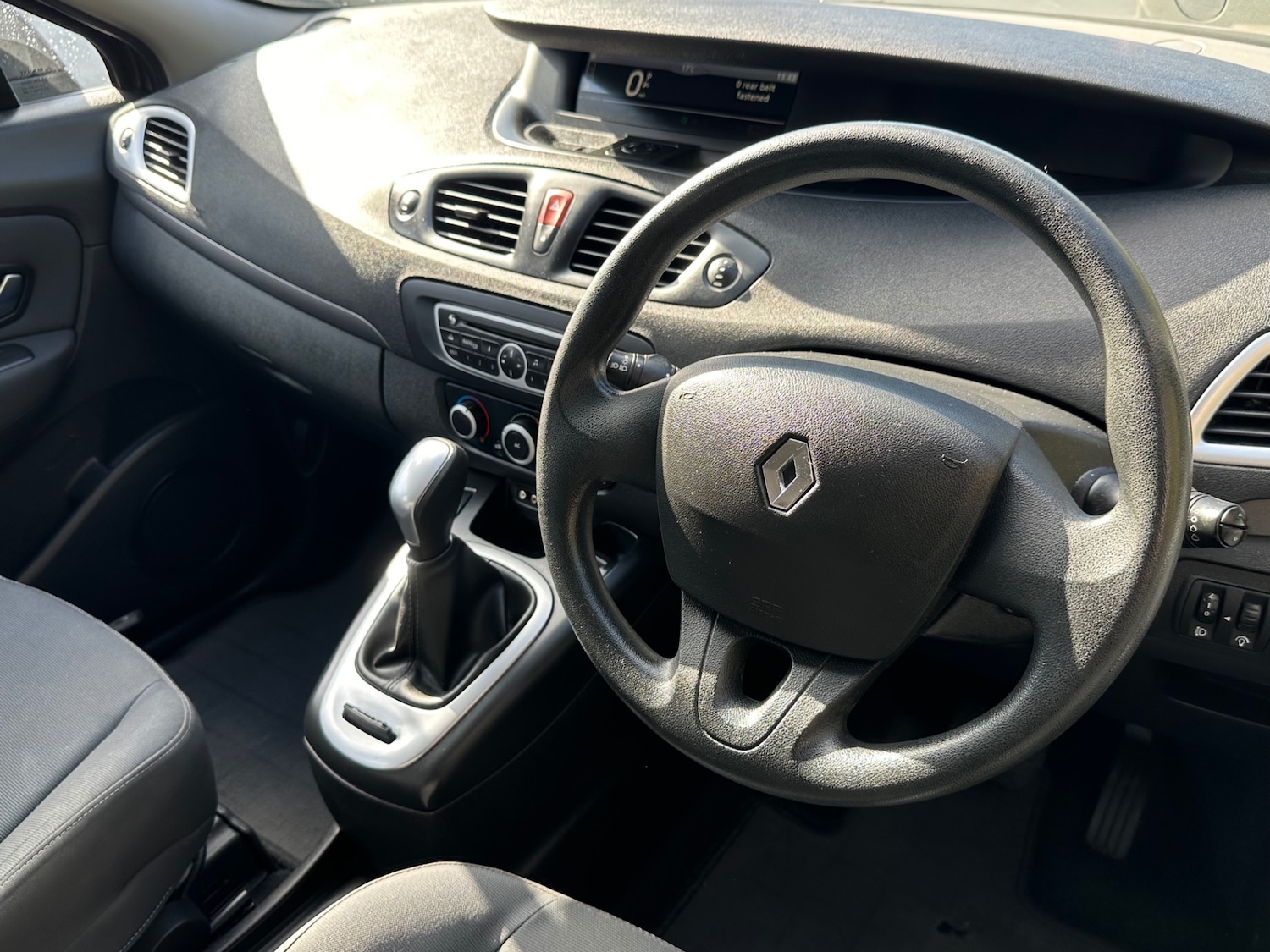 Used Renault Scenic 2009 for sale - 77087389: Photo 21