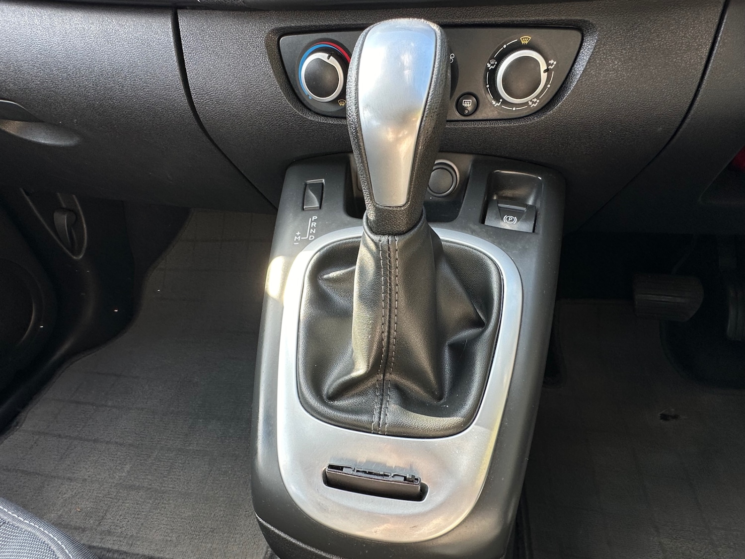 Used Renault Scenic 2009 for sale - 77087389: Photo 36