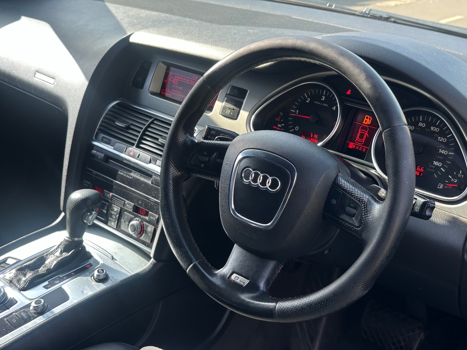 Used Audi Q7 2007 for sale - 77632617: Photo 7