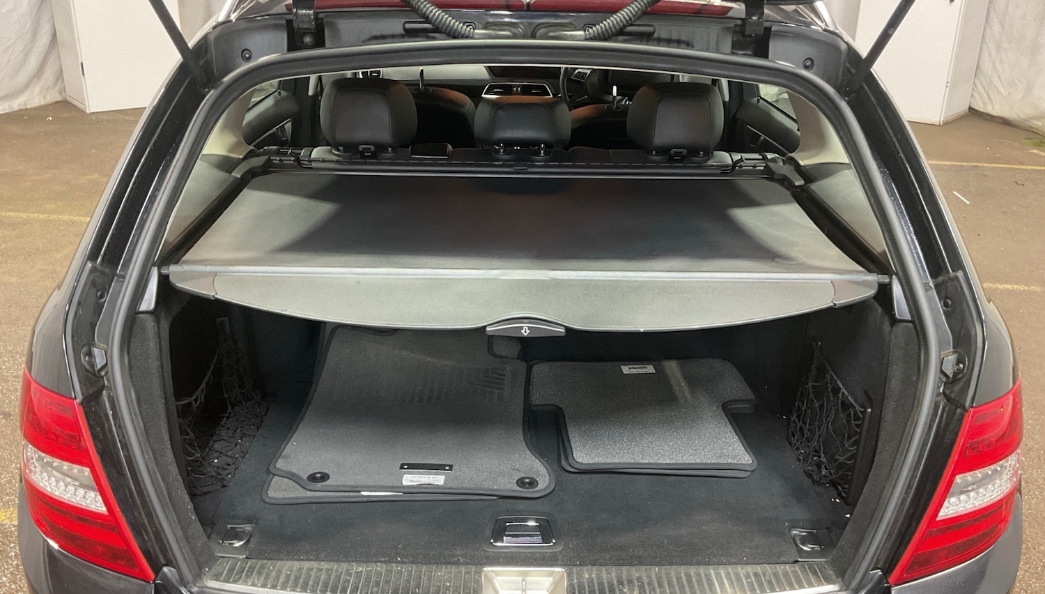 Used Mercedes-Benz C Class 2012 for sale - 77213682: Photo 5