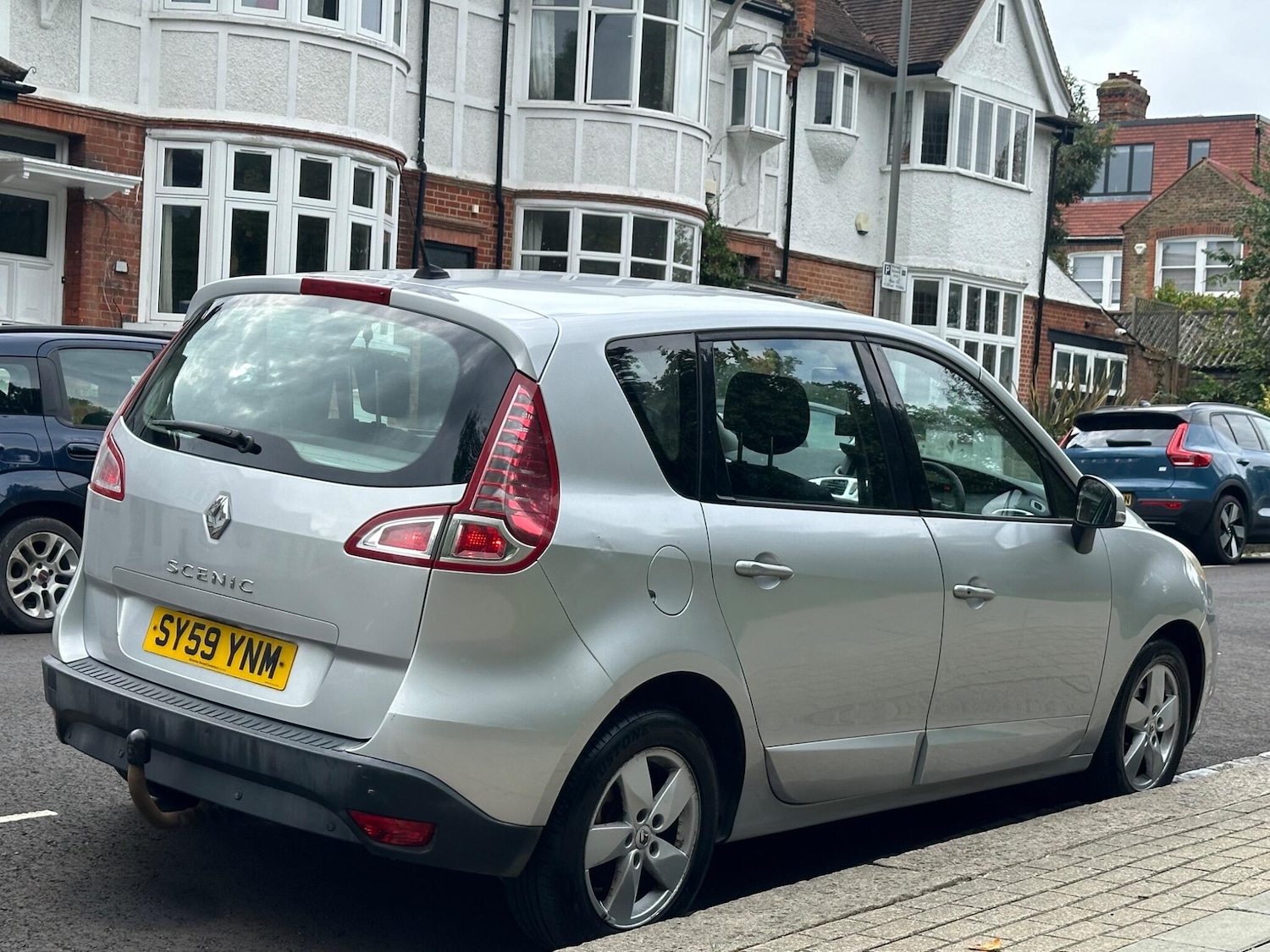 Used Renault Scenic 2010 for sale - 74969648: Photo 13