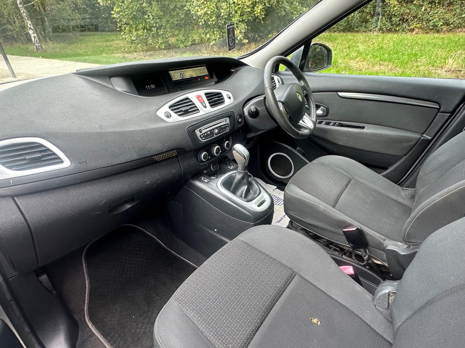 Used Renault Scenic 2010 for sale - 74969648: Photo 14