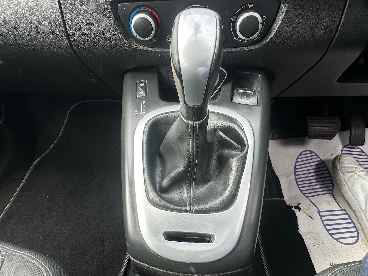 Used Renault Scenic 2010 for sale - 74969648: Photo 16