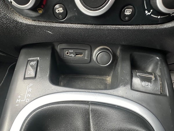 Used Renault Scenic 2010 for sale - 74969648: Photo 22