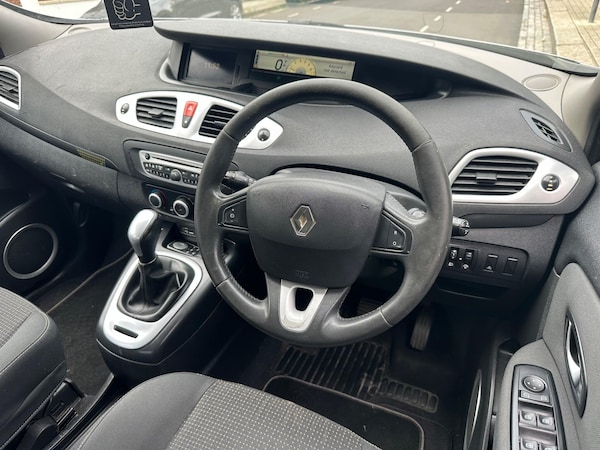 Used Renault Scenic 2010 for sale - 74969648: Photo 33