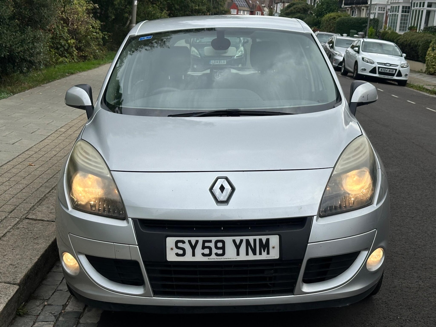 Used Renault Scenic 2010 for sale - 74969648: Photo 6