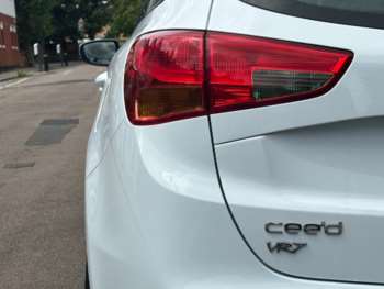 Used Kia Ceed 2014 for sale - 70909674: Photo