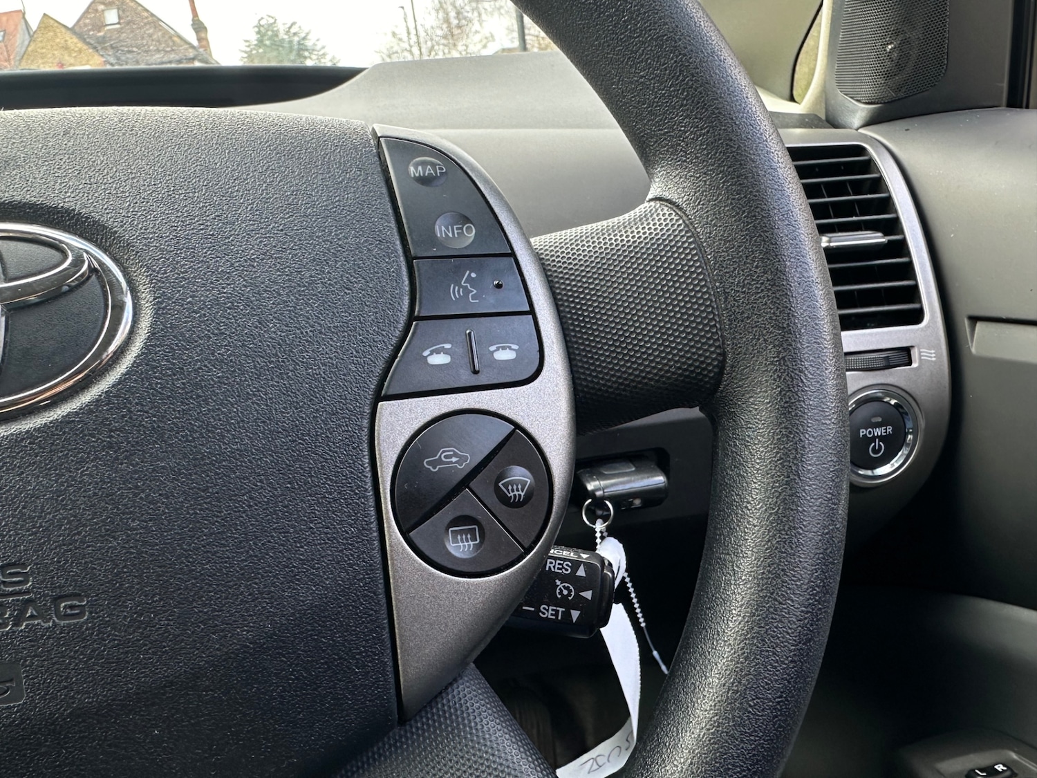 Used Toyota Prius 2005 for sale - 77643637: Photo 32