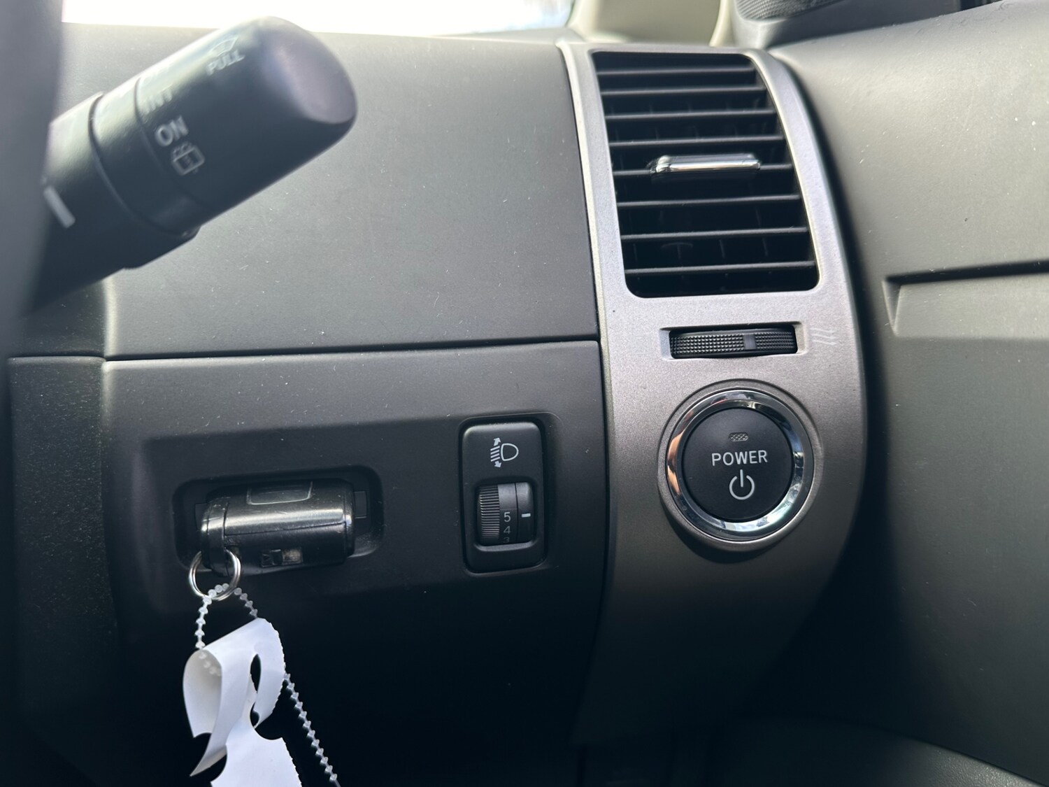 Used Toyota Prius 2005 for sale - 77643637: Photo 33