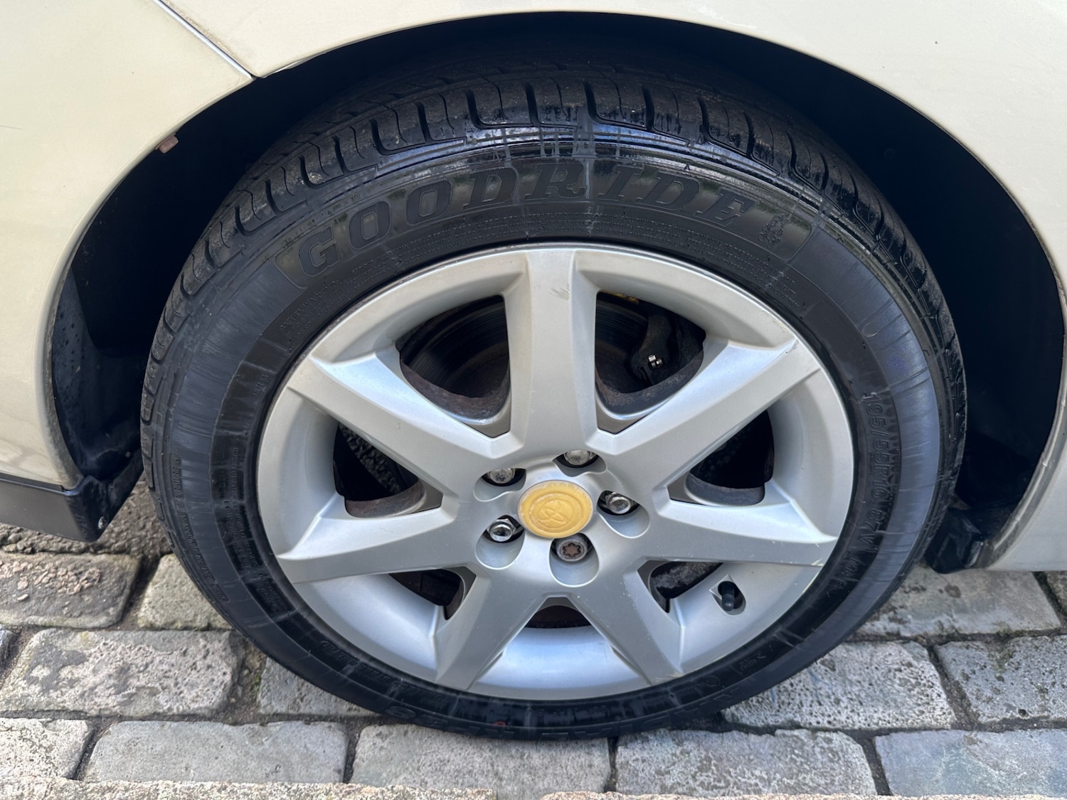 Used Toyota Prius 2005 for sale - 77643637: Photo 35