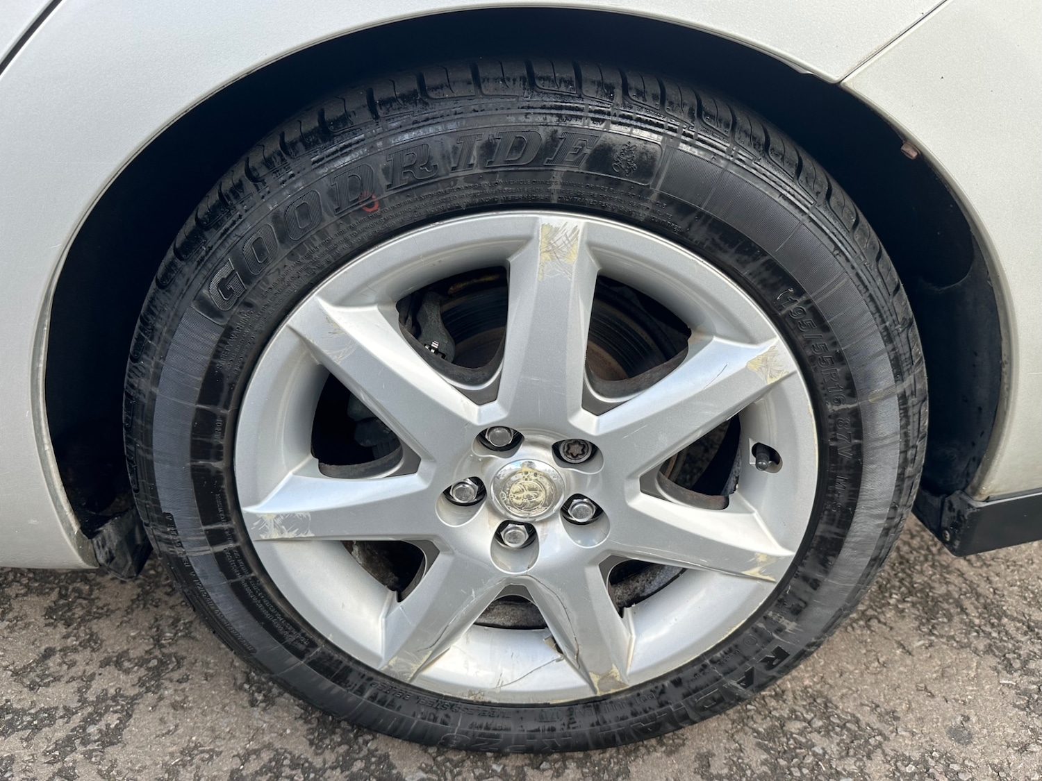 Used Toyota Prius 2005 for sale - 77643637: Photo 38