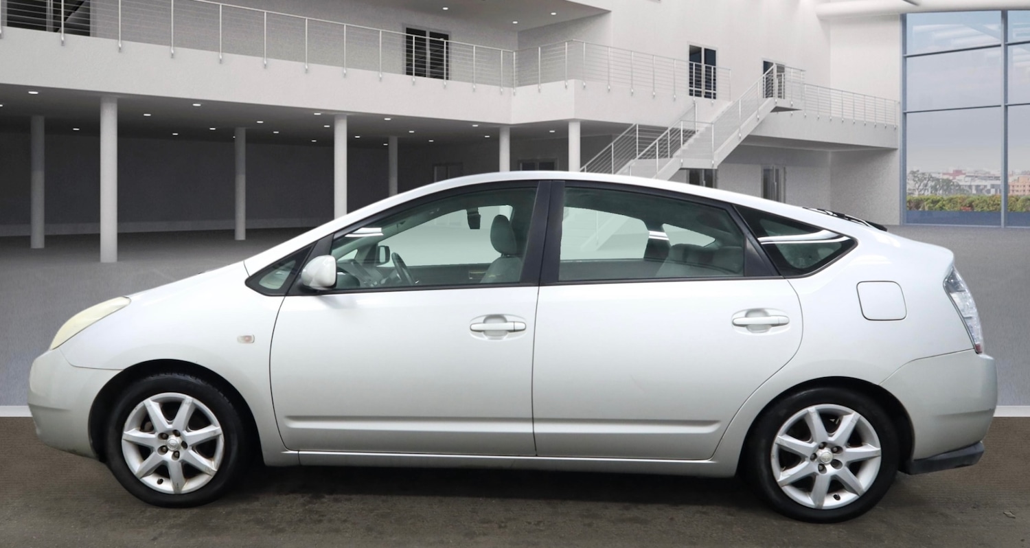Used Toyota Prius 2005 for sale - 77643637: Photo 8