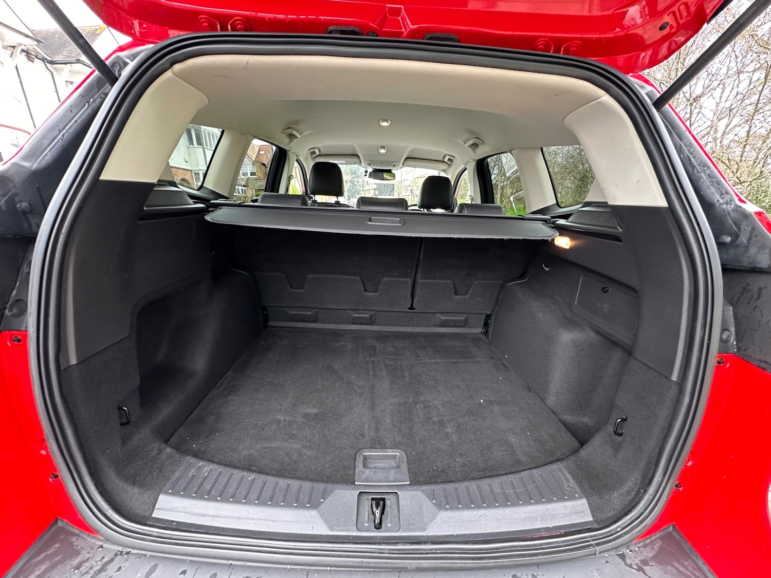 Used Ford Kuga 2016 for sale - 77847480: Photo 10