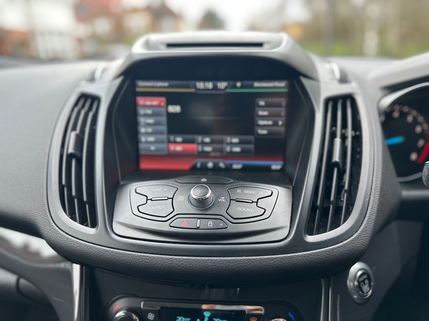 Used Ford Kuga 2016 for sale - 77847480: Photo 32