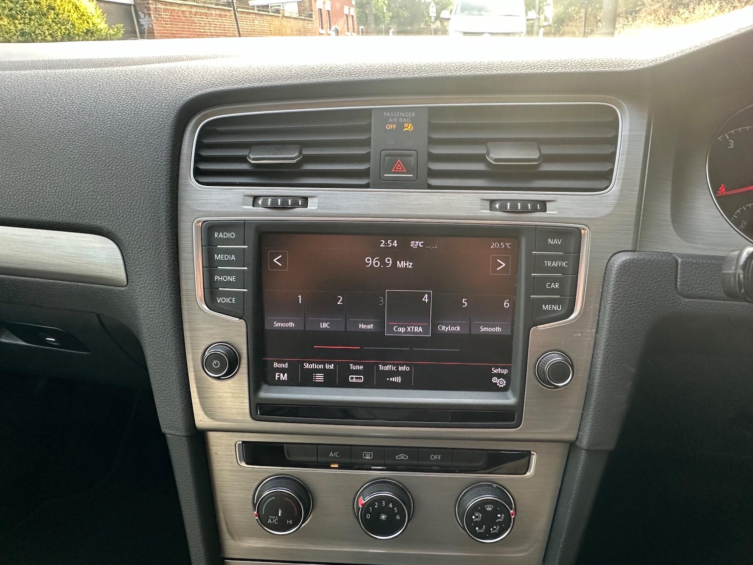 Vehicle 29