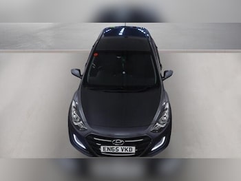 Used Hyundai i30 2015 for sale - 79621999: Photo