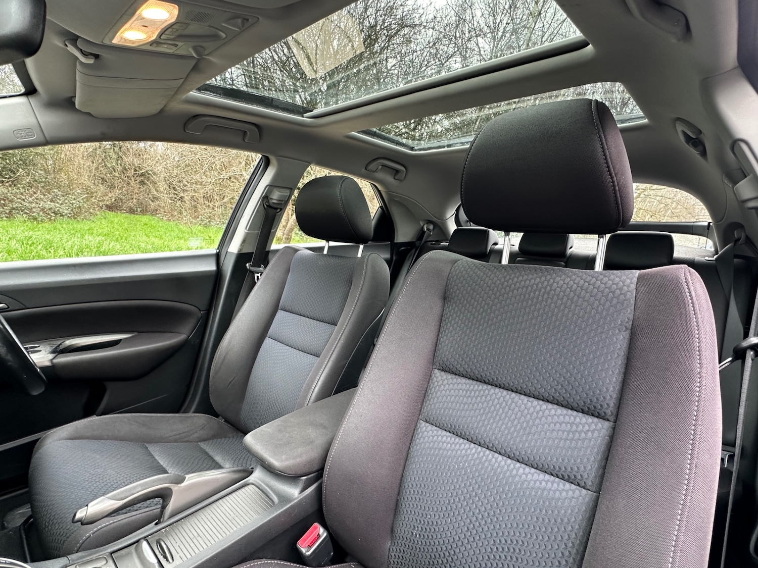 Used Honda Civic 2010 for sale - 77404817: Photo 23