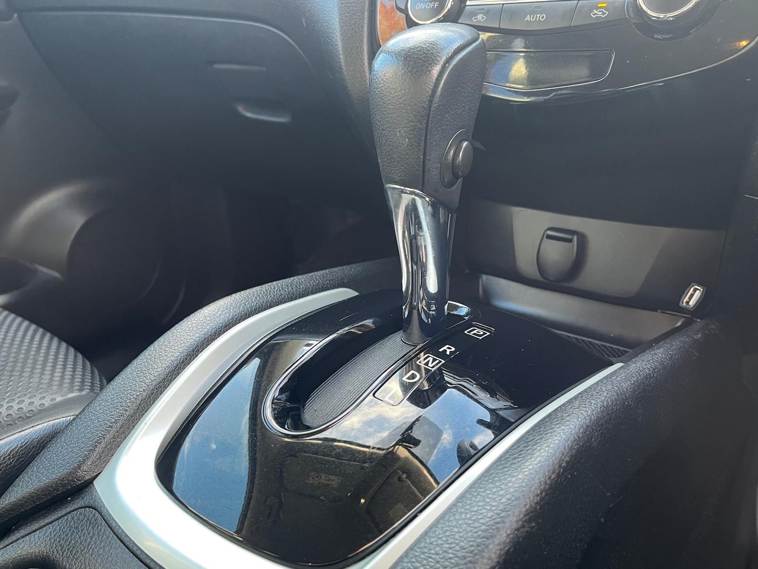 Used Nissan X-Trail 2017 for sale - 77087737: Photo 65