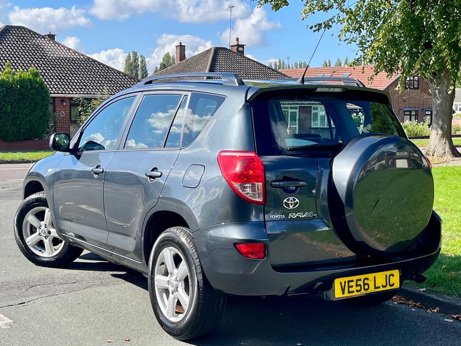 Used Toyota RAV4 2007 for sale - 77396714: Photo 2