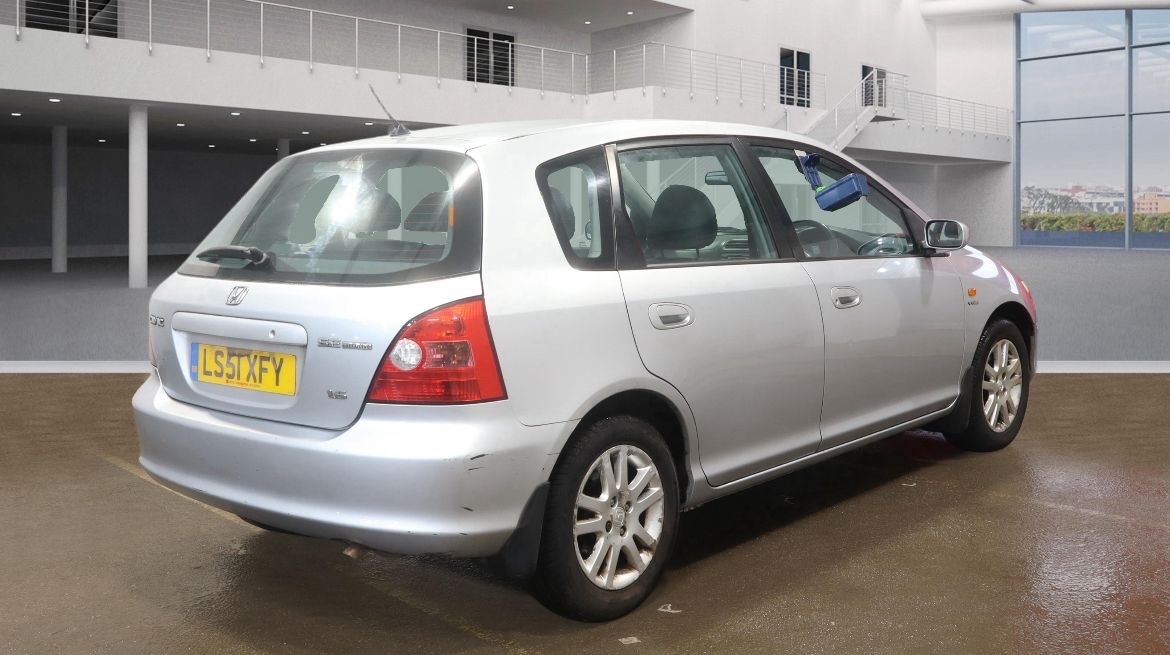 Used Honda Civic 2002 for sale - 77423595: Photo 3