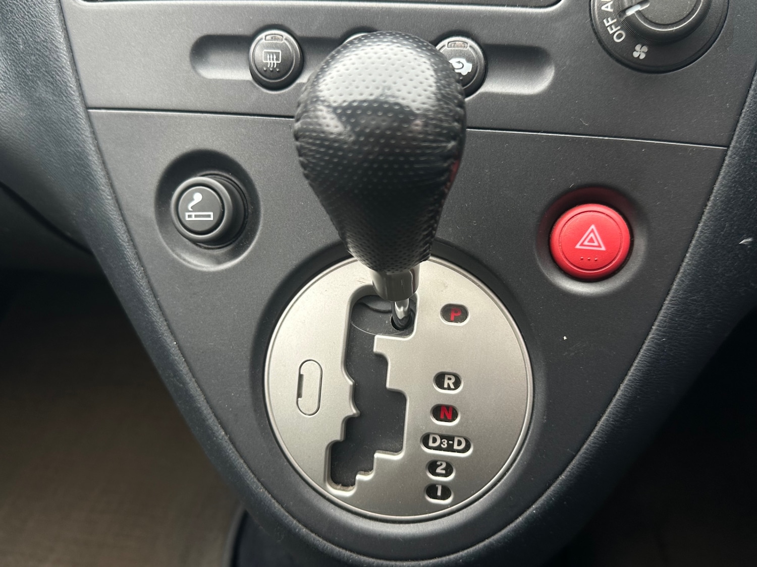 Used Honda Civic 2002 for sale - 77423595: Photo 37