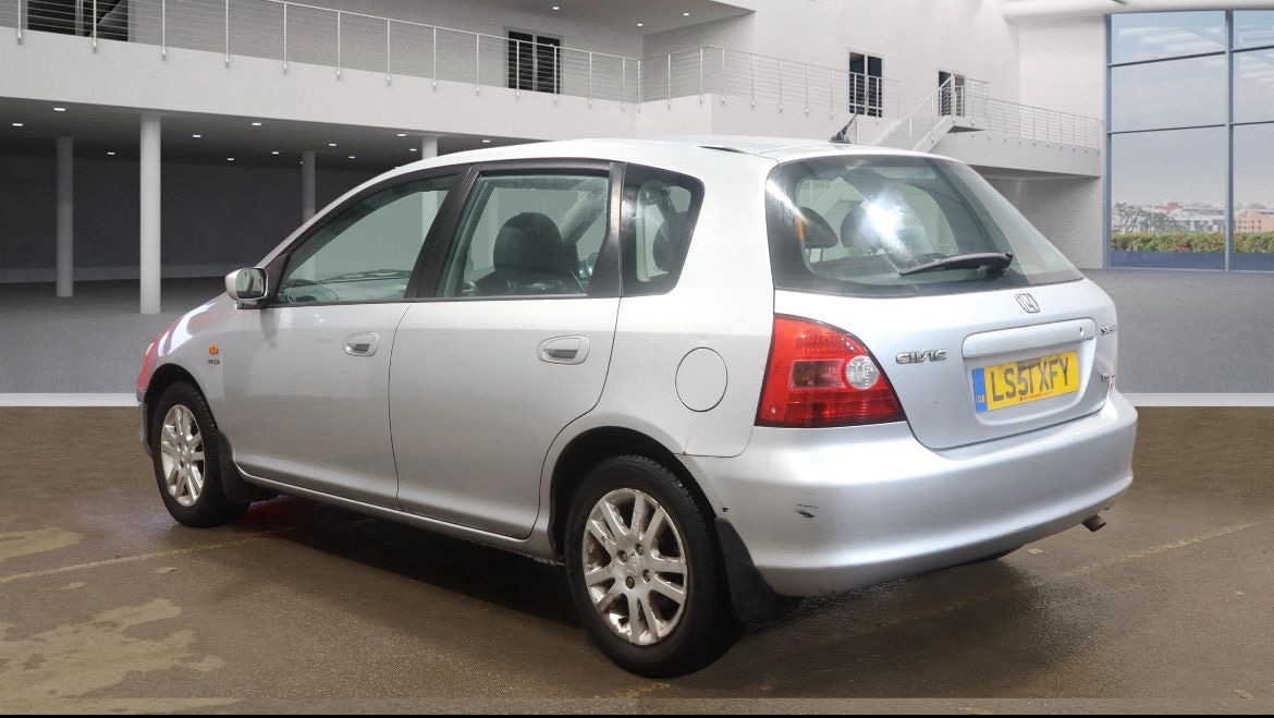 Used Honda Civic 2002 for sale - 77423595: Photo 4