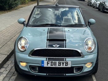 Used MINI Convertible 2011 for sale - 79201585: Photo
