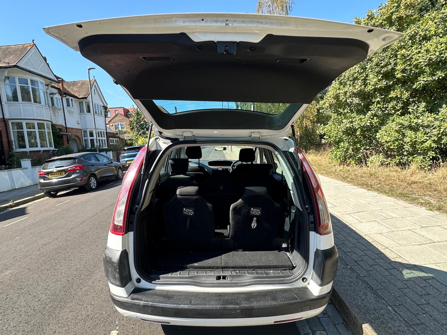 Vehicle 34