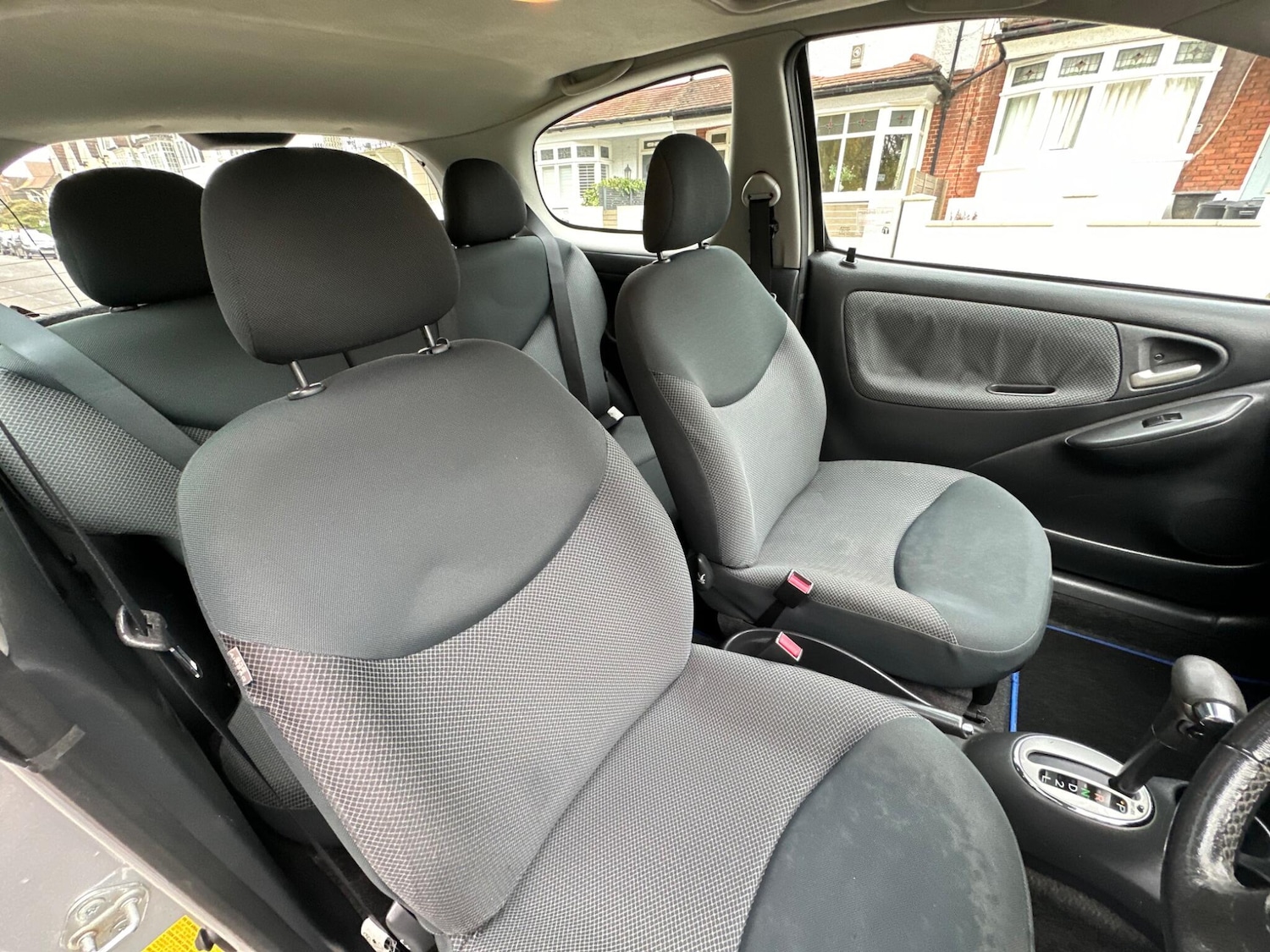 Used Toyota Yaris for sale - 76484554: Photo 16