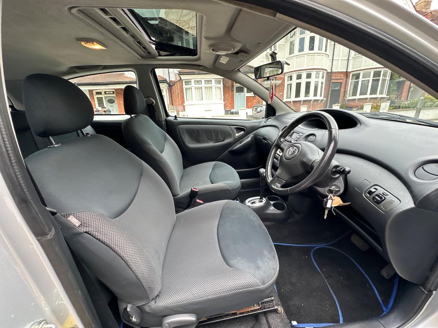 Used Toyota Yaris for sale - 76484554: Photo 17