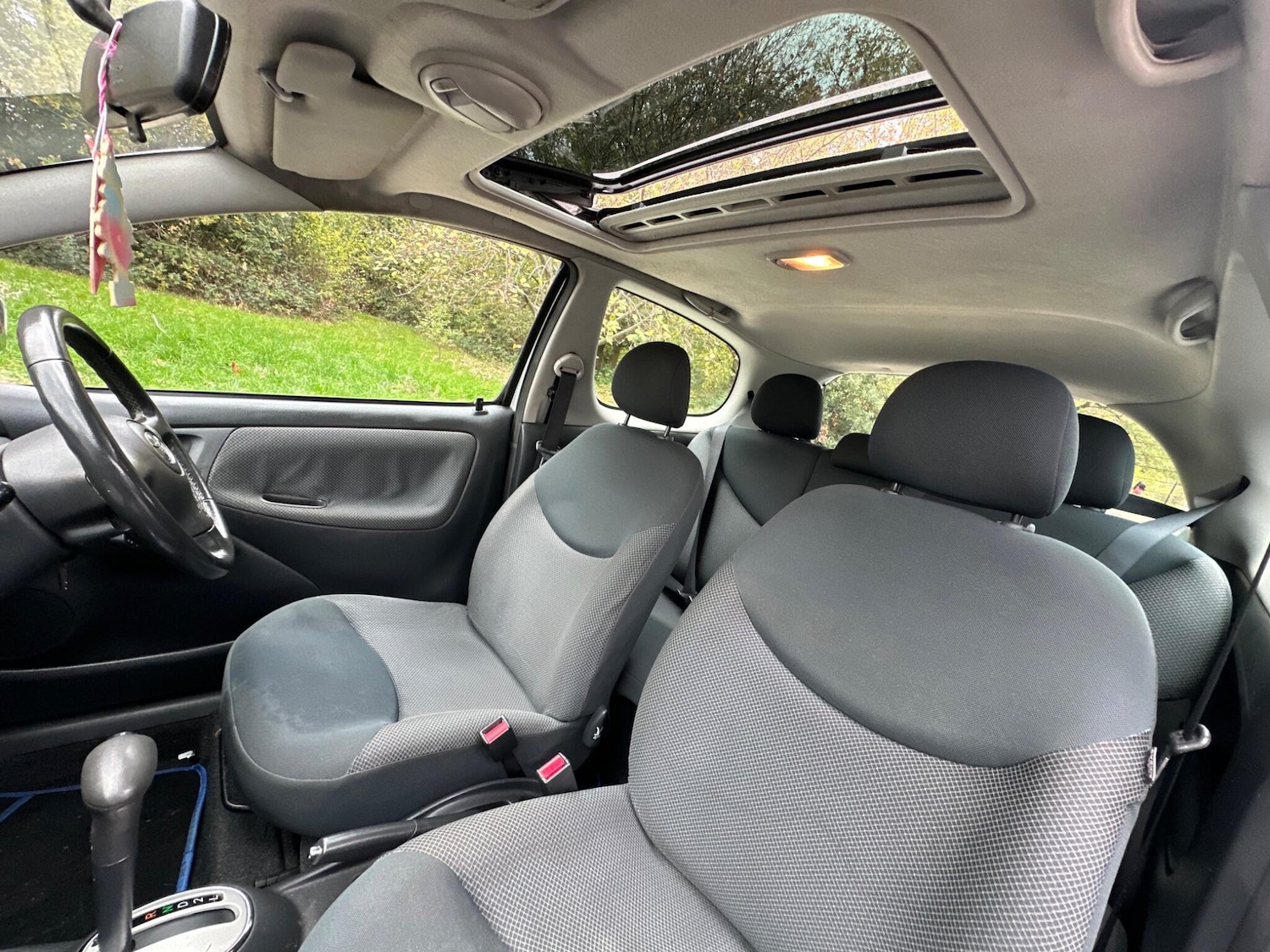 Used Toyota Yaris for sale - 76484554: Photo 34