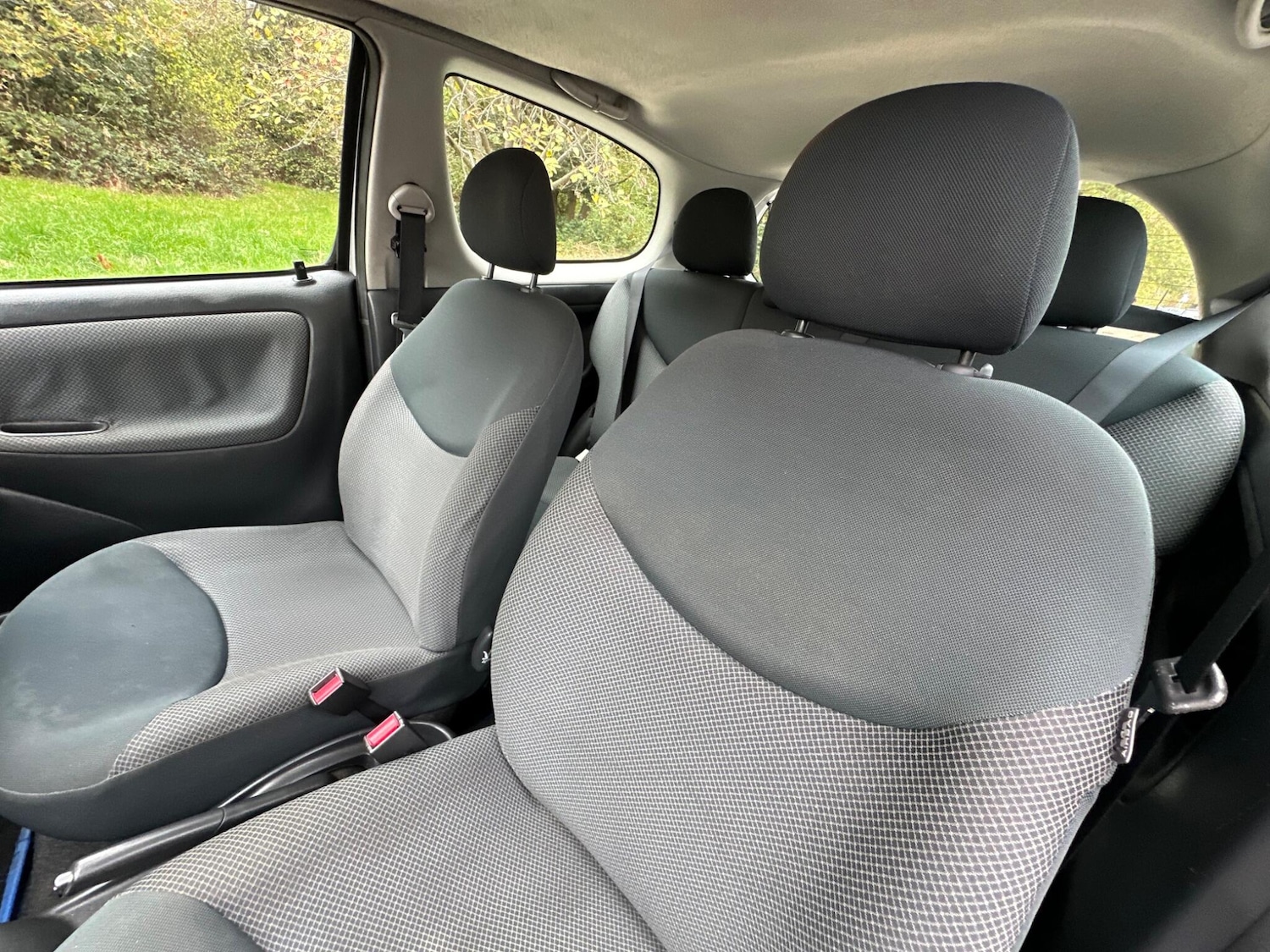 Used Toyota Yaris for sale - 76484554: Photo 35