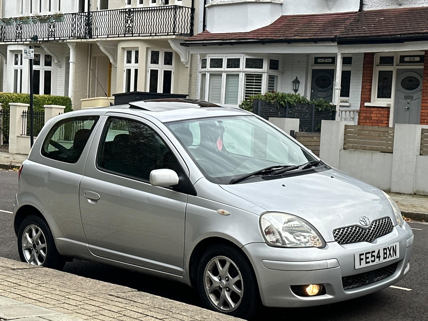 Used Toyota Yaris for sale - 76484554: Photo 5