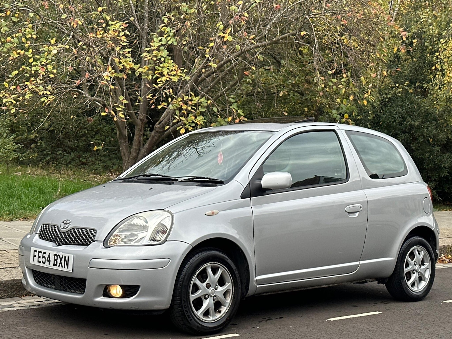 Used Toyota Yaris for sale - 76484554: Photo 6