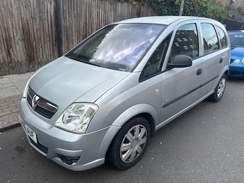 2006 (06) - 1.6i 16v Life 5dr