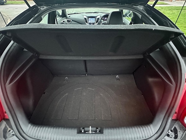 Used Hyundai Veloster 2012 for sale - 71570663: Photo 11
