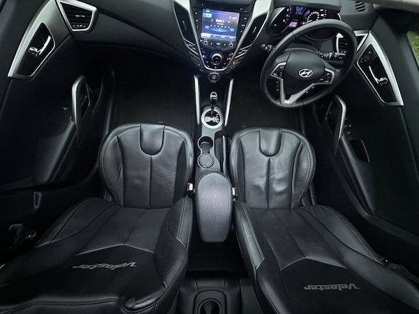 Used Hyundai Veloster 2012 for sale - 71570663: Photo 12