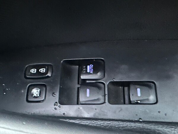 Used Hyundai Veloster 2012 for sale - 71570663: Photo 31