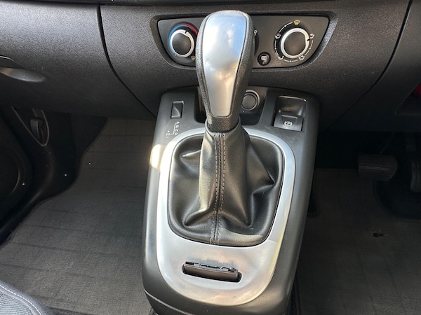 Used Renault Scenic 2009 for sale - 76122924: Photo 16