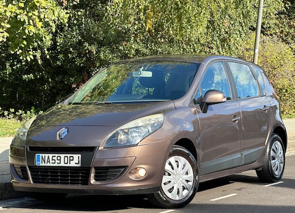 Used Renault Scenic 2009 for sale - 76122924: Photo 1