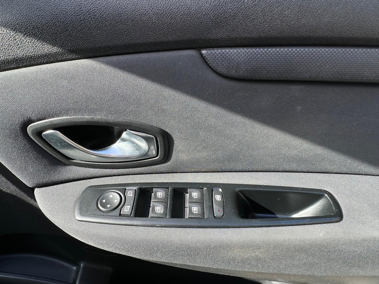 Used Renault Scenic 2009 for sale - 76122924: Photo 26