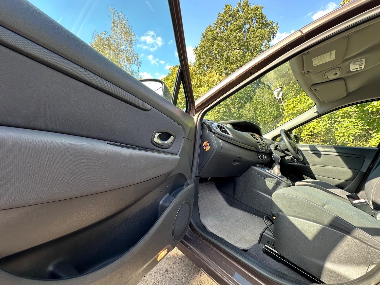 Used Renault Scenic 2009 for sale - 76122924: Photo 27