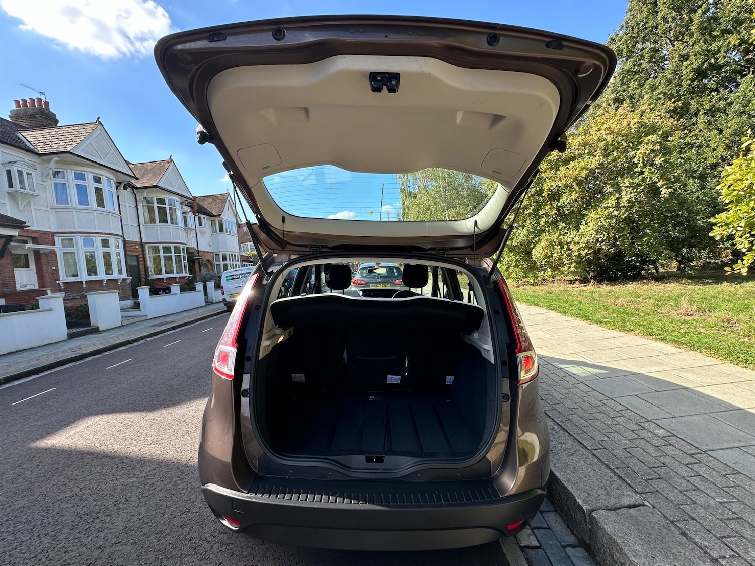 Used Renault Scenic 2009 for sale - 76122924: Photo 29