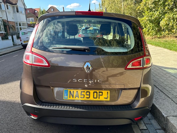 Used Renault Scenic 2009 for sale - 76122924: Photo 9