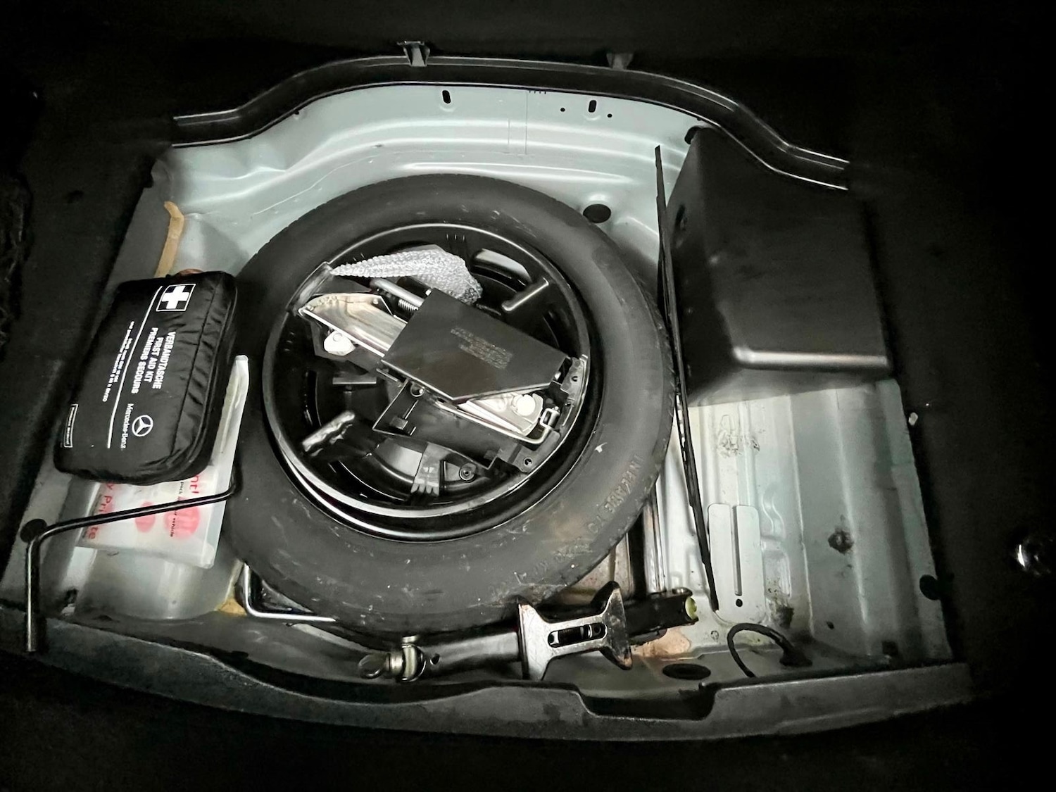 Used Mercedes-Benz C Class 2012 for sale - 77086692: Photo 20